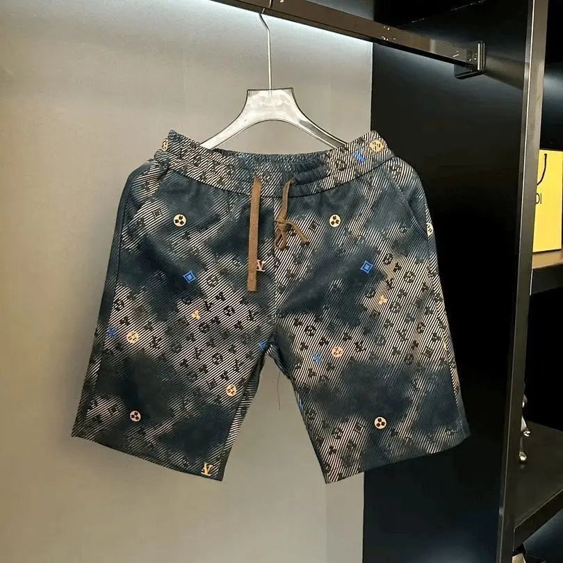 Conjunto Hombre Verano — Camisa y Pantalón Corto con Print Contrastado