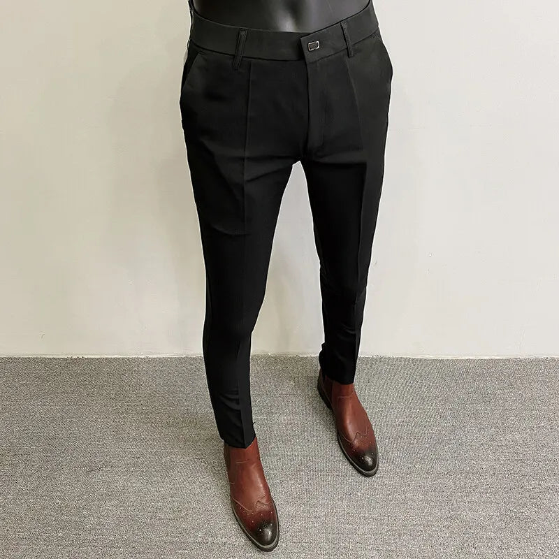 Pantalón de Vestir Hombre — Corte Slim, Rayas Elegantes